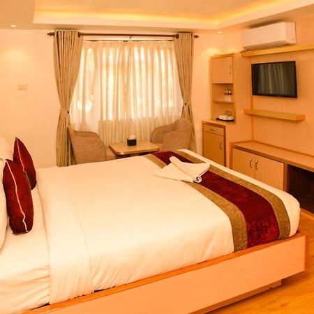 Hotel Elegant Kathmandu Inn Exteriör bild