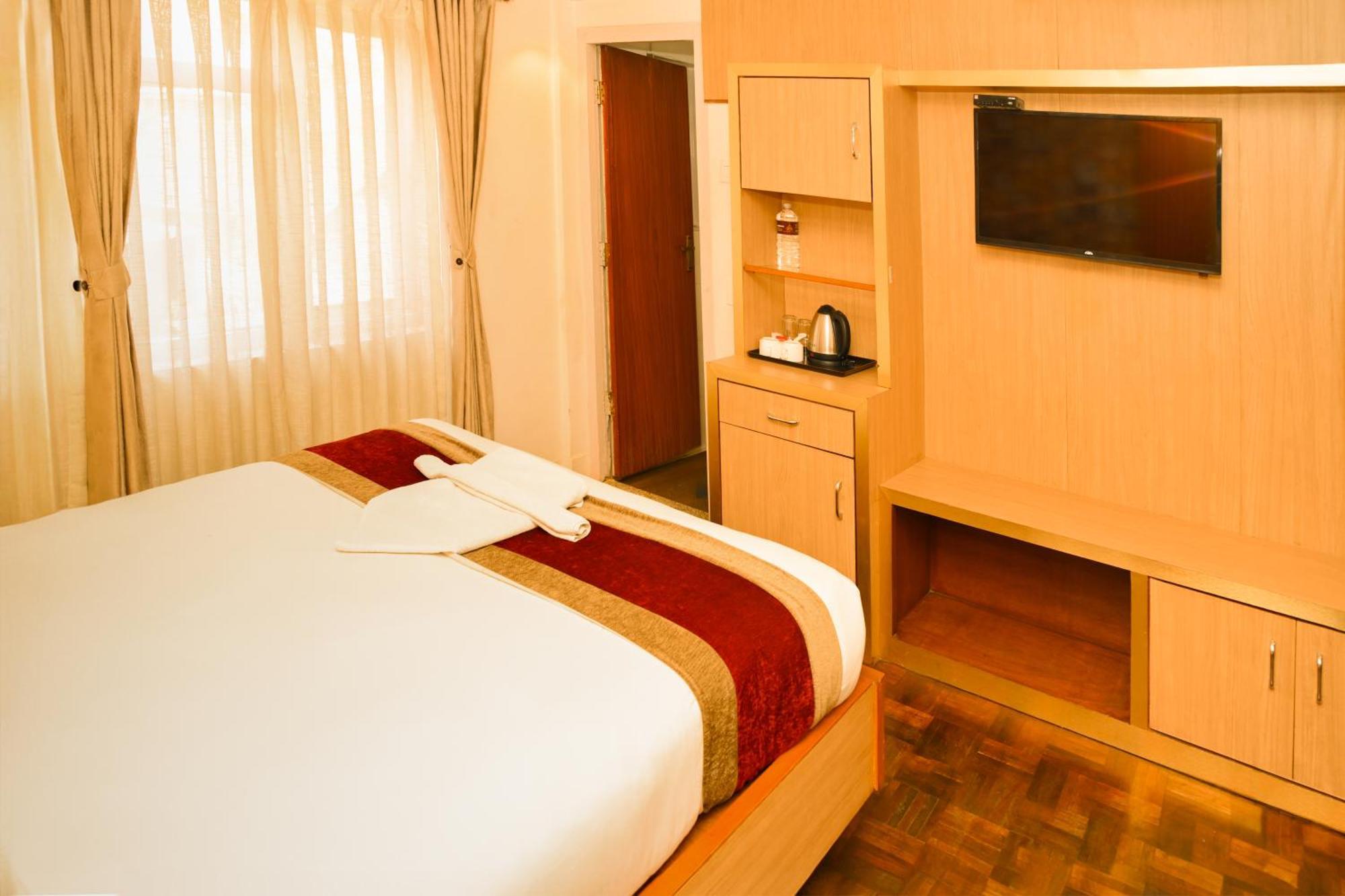 Hotel Elegant Kathmandu Inn Exteriör bild